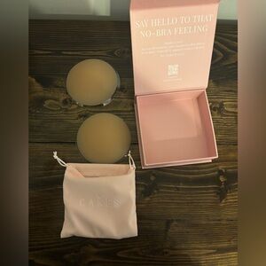 CAKES Body Grippy Cakes Circles in the Honey color